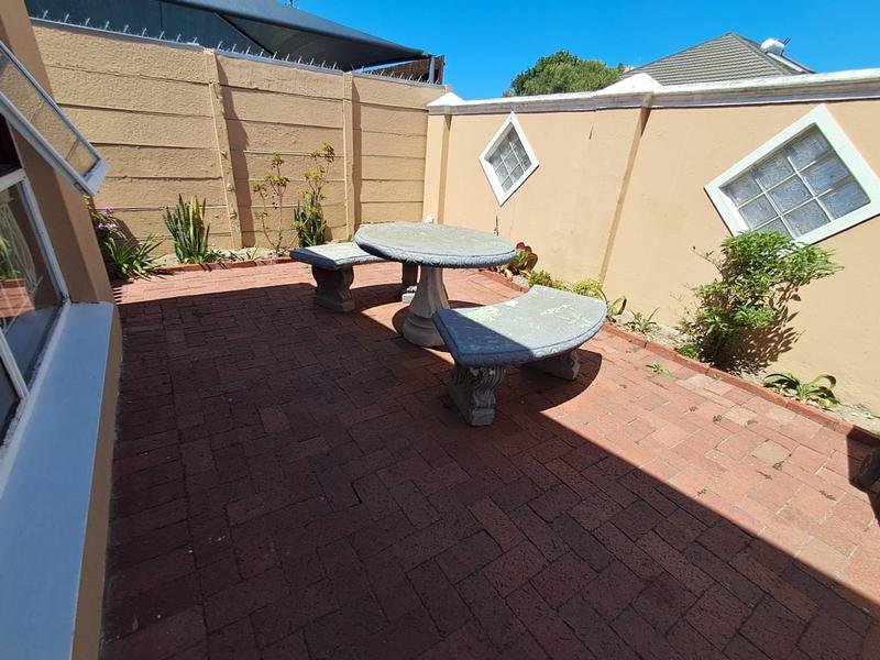 3 Bedroom Property for Sale in Townsend Estate Western Cape